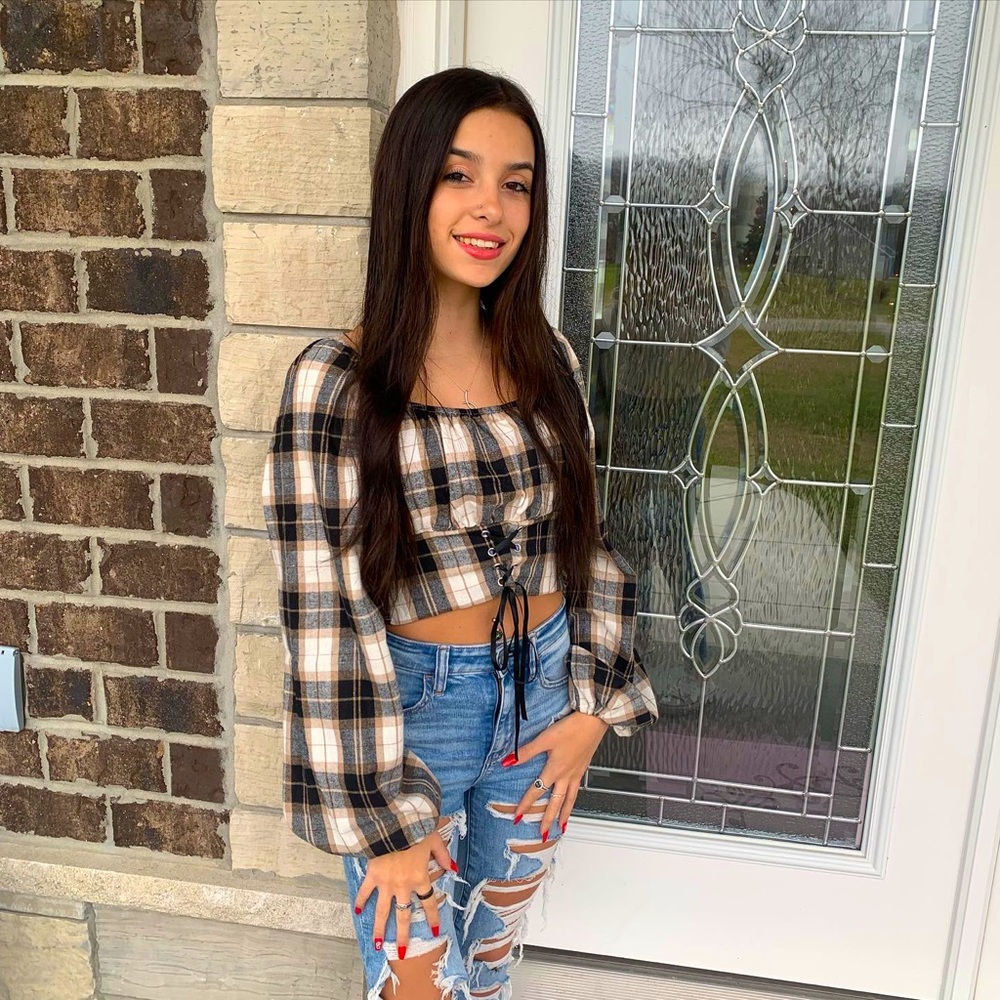 Meet your Posher, Julienne